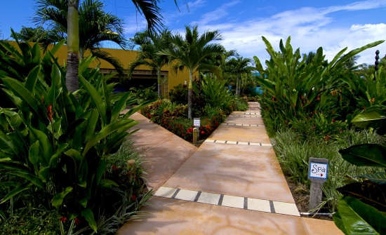 Alma del Pacifico Hotel pool