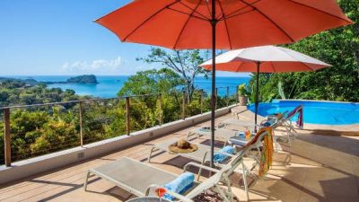 Casa Magnifica pool view