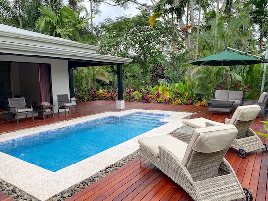 Chato Suites Arenal Manoa Hotel