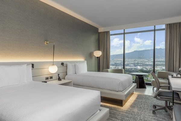 Hilton San Jose La Sabana Guest Room
