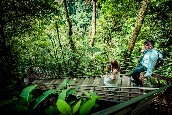 The stairs down to La Fortuna
