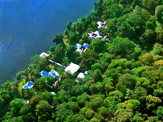 Manatus Lodge