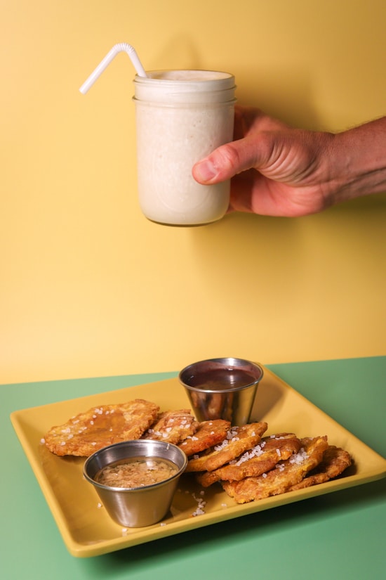 Patacones and Shake