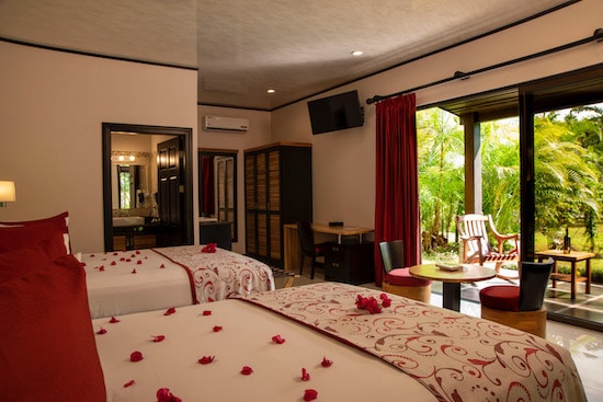 Superior Suite Arenal Manoa