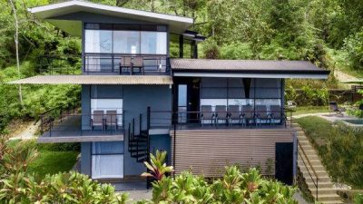 Whale's Tail Villa